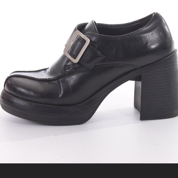 90s Chunky Platform Black Vegan Leather Side Buckle Shoe Minimalist Goth Vintage - Picture 2 of 2